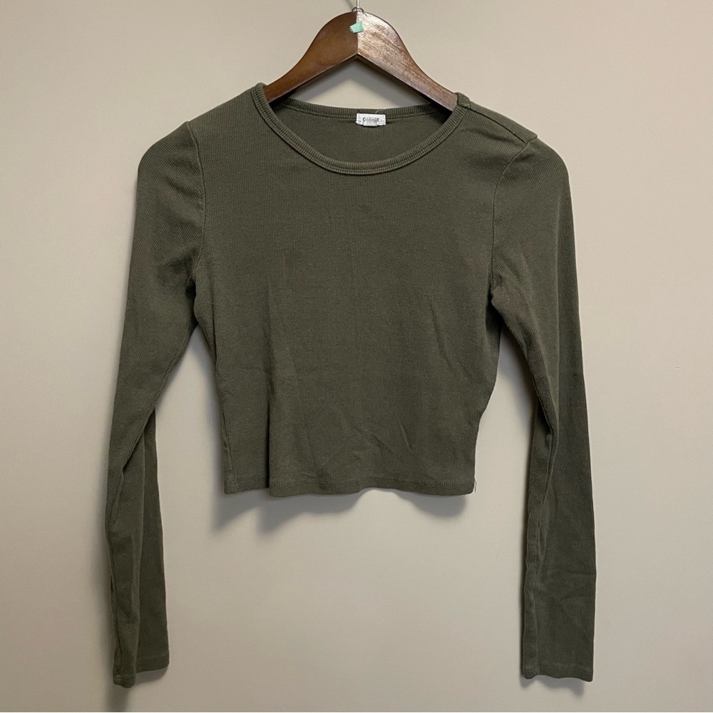 Garage Olive Green Ribbed Crop Long Sleeve Shirt Women’s Medium